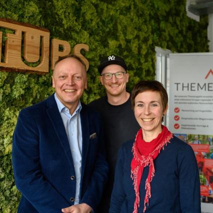 Ein Bild mit den zwei Geschäftsführern der iTUBS sowie Sascha Hummel von der Hummel Consultoing & Invest GmbH